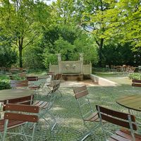 bogenhausen-muenchen-prinzregententheater-garten-_800x800